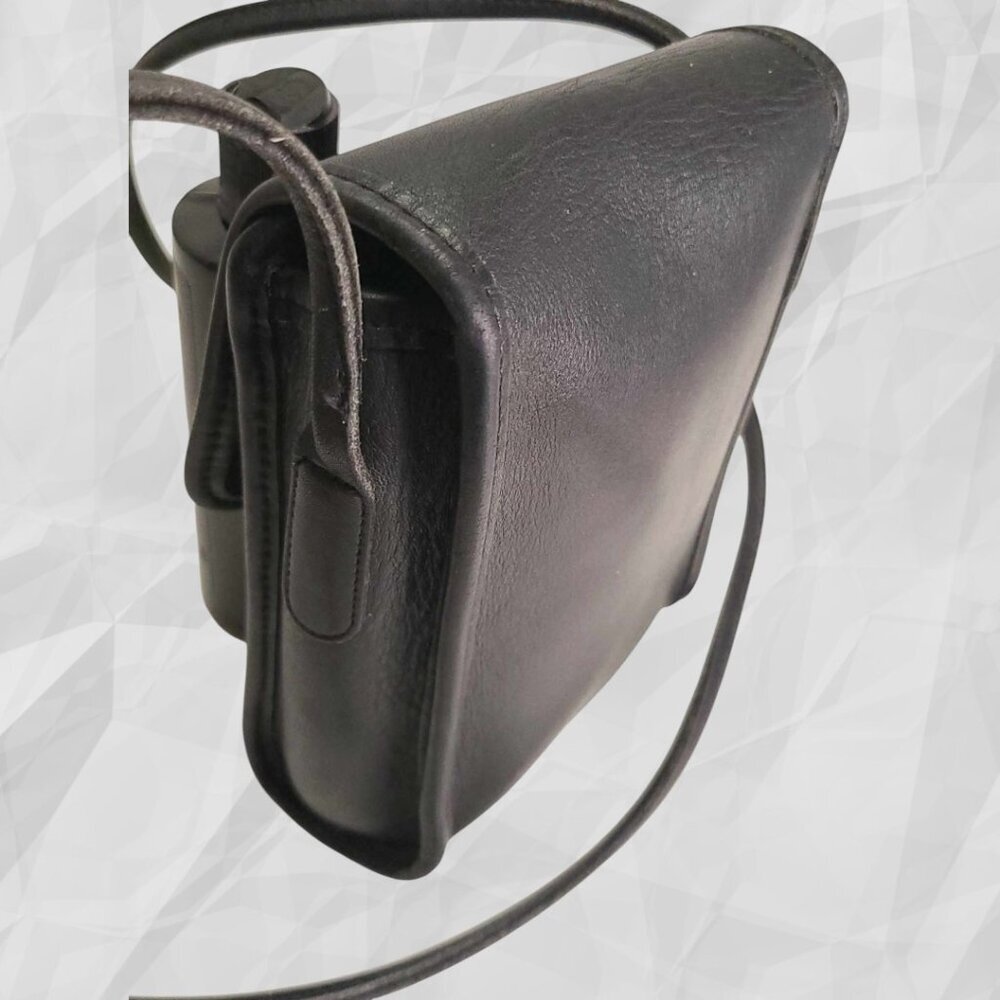 Vintage COACH Scooter Crossbody Bag in black - Picture 5 of 14